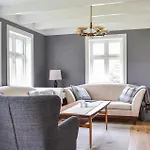 Feriehus Finnås Lykling